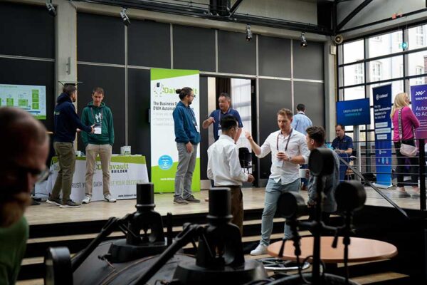 _DSC8314 Data Dreamland Professionelles Netzwerk