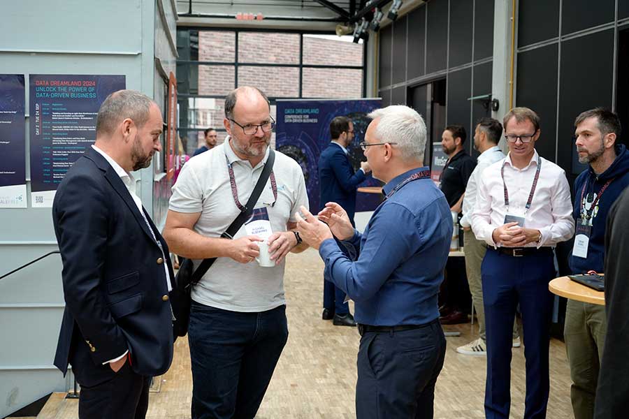 _DSC8503 Data Dreamland Professional Network