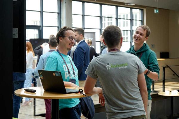 _DSC8843 Data Dreamland Professionelles Netzwerk